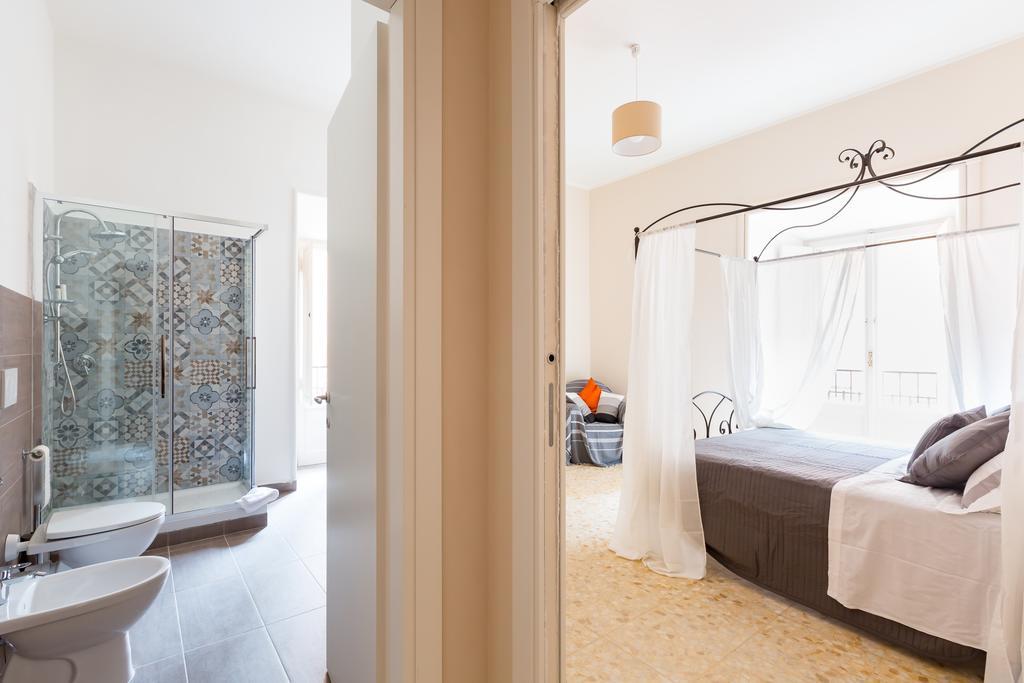 G-House Pettinari Lägenhet Rom Exteriör bild