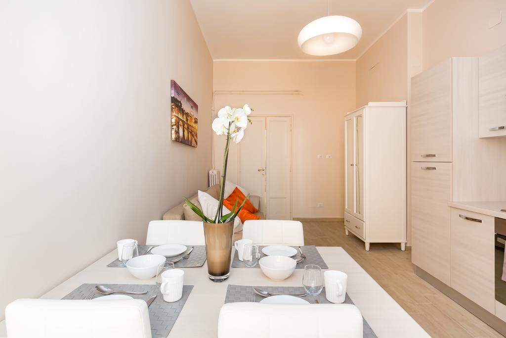 G-House Pettinari Lägenhet Rom Exteriör bild